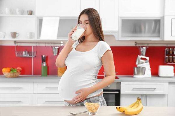 高龄孕妇在怀孕期间的饮食禁忌介绍