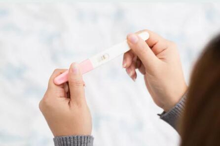 驗孕棒什么時候測最準？驗孕棒一深一淺是懷孕了嗎
