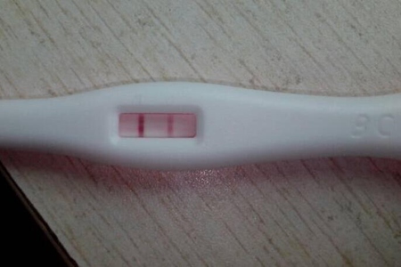 驗孕棒多久才能測出是否懷孕？使用驗孕棒的正確方法