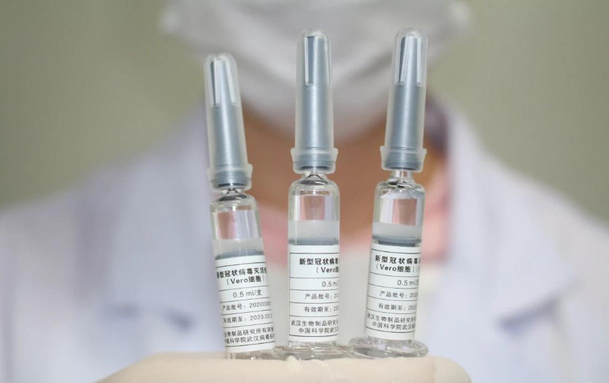 新冠疫苗起副作用應該怎么辦