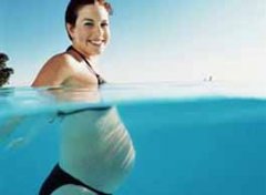 【孕妇游泳】孕妇游泳注意事项_孕妇游泳好吗